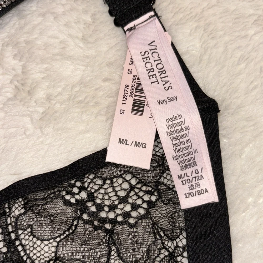 Victoria’s Secret Very Sexy Shine Strap Garter Belt M/L